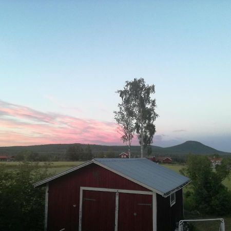 Symaskinshuset Jaervsoe エクステリア 写真