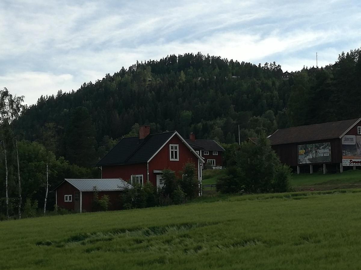 Symaskinshuset Jaervsoe エクステリア 写真